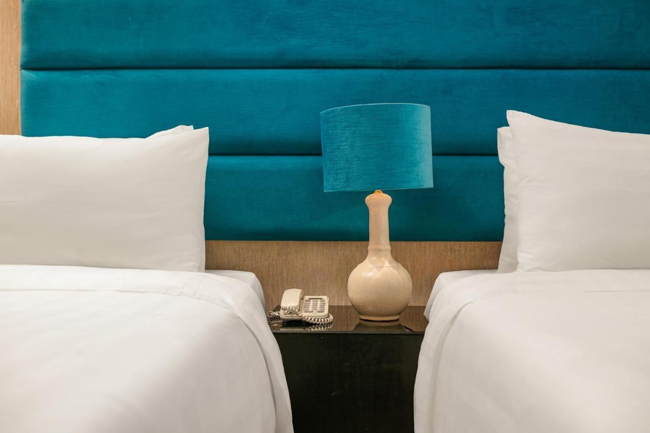 Ja Cosmo And 4* Hanoi
