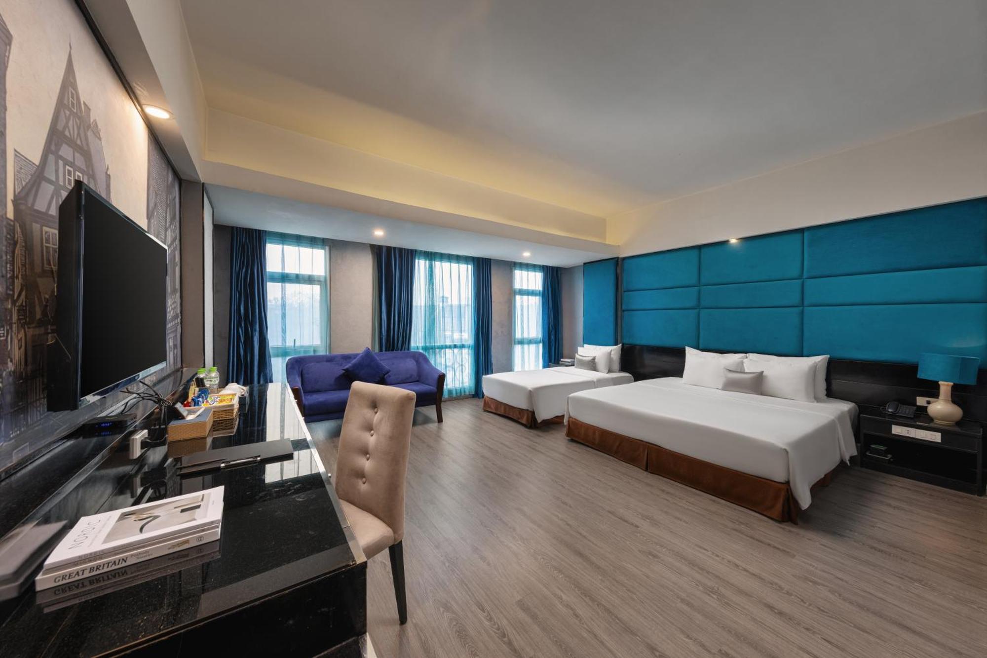Ja Cosmo And Hotel Hanoi