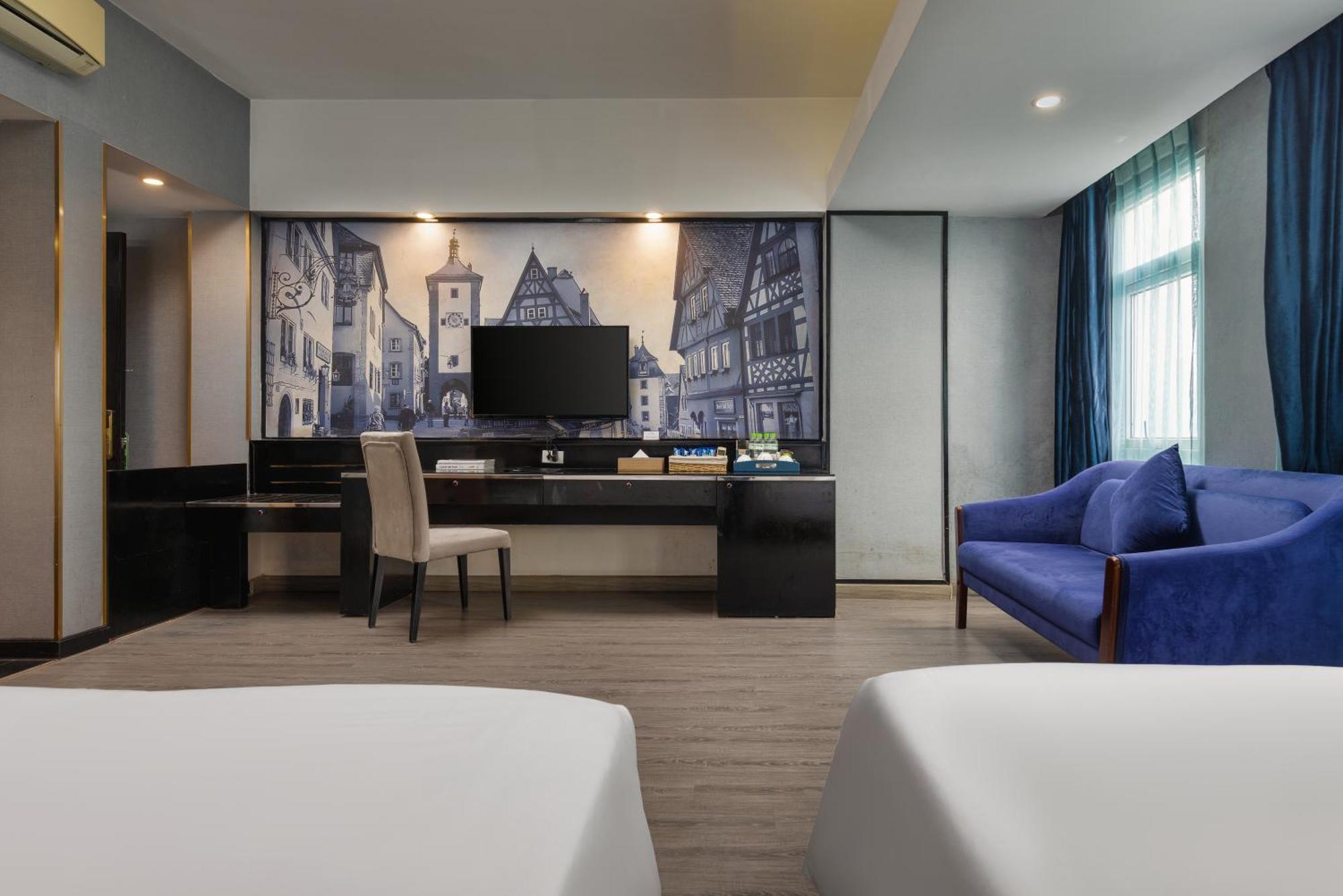 Ja Cosmo And Hotel Hanoi